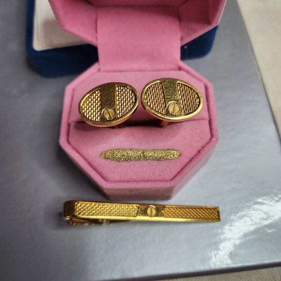 Dunhill set of cufflinks and clip-on tie - Picture 13 of 14